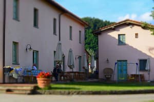 thumbnail: Exterior