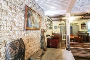 thumbnail: Interior detail