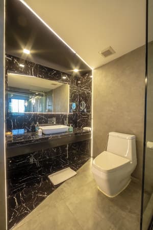 thumbnail: Bathroom