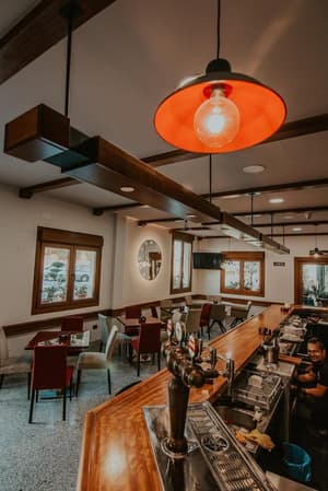 thumbnail: Restaurant