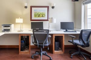thumbnail: Business center