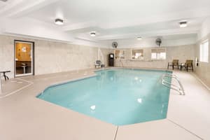 thumbnail: Pool