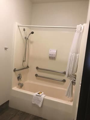 thumbnail: Bathroom