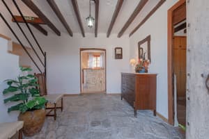 thumbnail: Interior