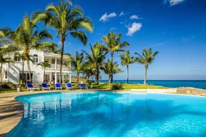 thumbnail: Outdoor pool