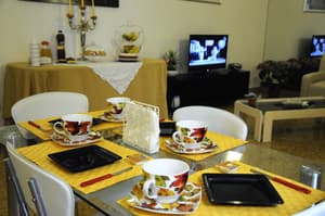 thumbnail: Breakfast area