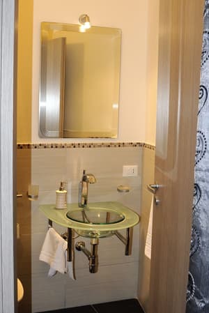 thumbnail: Bathroom sink