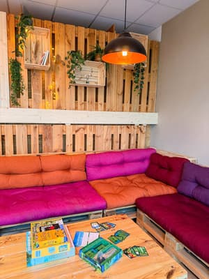 thumbnail: Interior