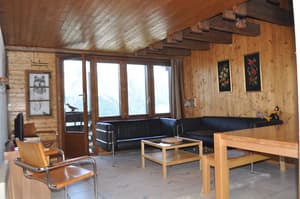 thumbnail: In-room dining