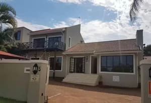 thumbnail: Front of property
