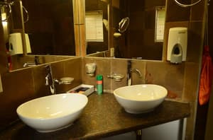 thumbnail: Bathroom sink