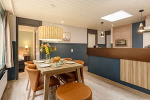 thumbnail: In-room dining