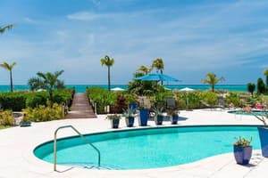thumbnail: Outdoor pool