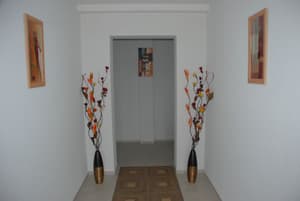 thumbnail: Interior entrance