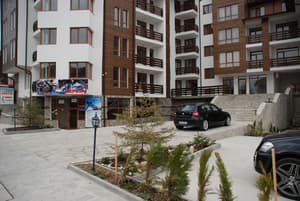 thumbnail: Property entrance