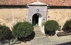 thumbnail: Property entrance