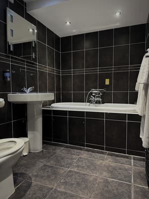 thumbnail: Bathroom