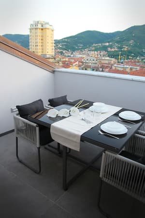 thumbnail: In-room dining