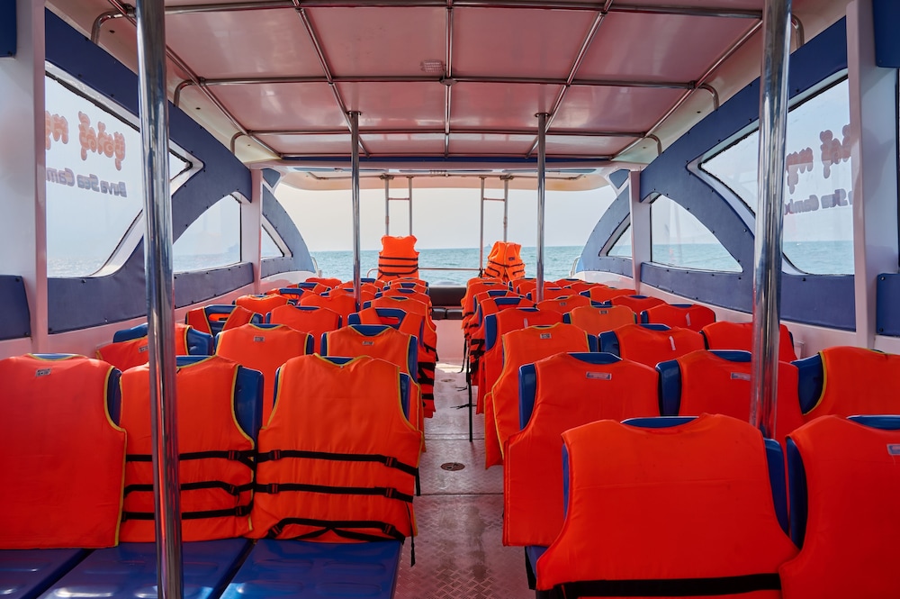 Ferry terminal shuttle