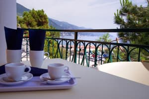 thumbnail: Terrace