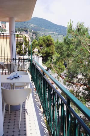 thumbnail: Terrace