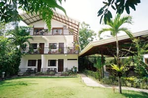 thumbnail: Exterior