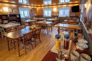 thumbnail: Breakfast area