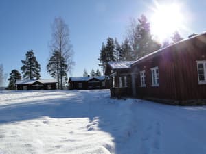 thumbnail: Property grounds