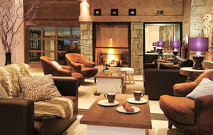 thumbnail: Lobby sitting area