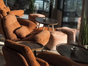 thumbnail: Interior