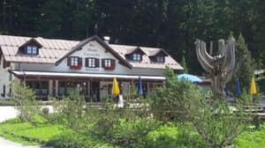 thumbnail: General view