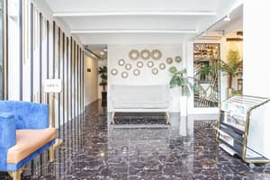 thumbnail: Interior