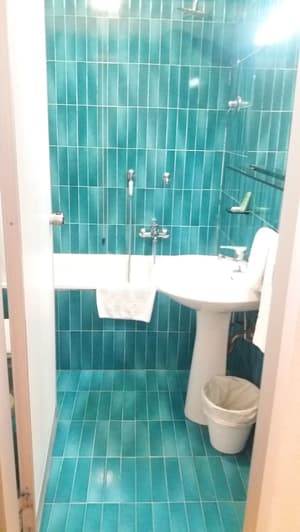 thumbnail: Bathroom