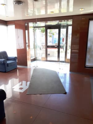 thumbnail: Lobby sitting area