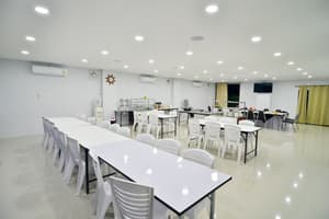 thumbnail: Breakfast area