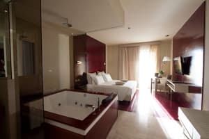 thumbnail: Private spa tub