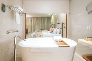 thumbnail: Living area