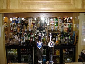 thumbnail: Bar (on property)