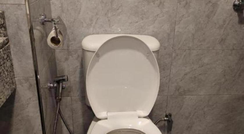 877789268.jpg