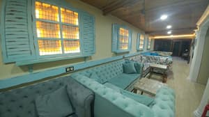 thumbnail: Interior