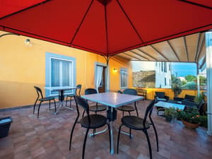 thumbnail: Terrace/patio