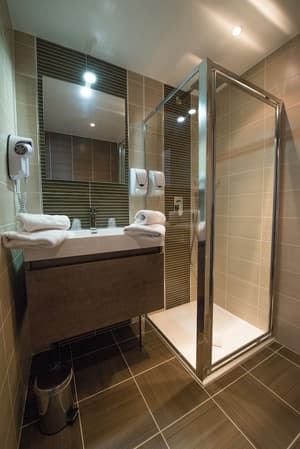 thumbnail: Bathroom amenities
