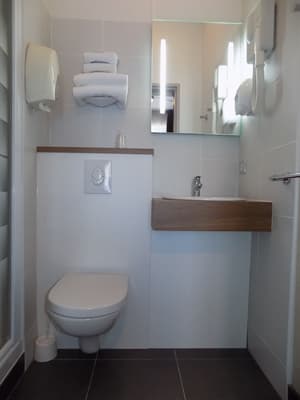 thumbnail: Bathroom