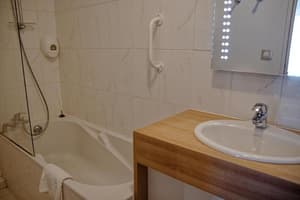 thumbnail: Bathroom