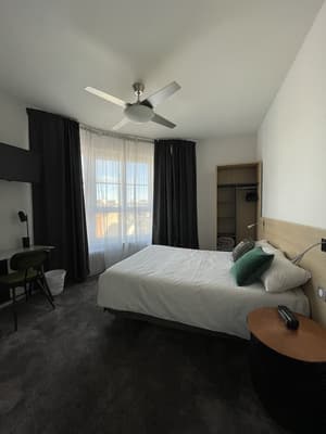 thumbnail: Room
