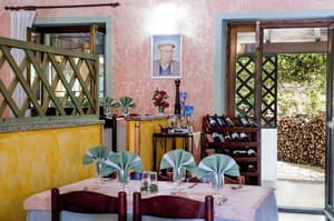thumbnail: Restaurant