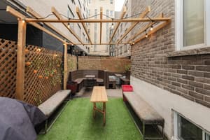 thumbnail: Terrace/patio