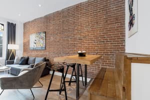 thumbnail: In-room dining