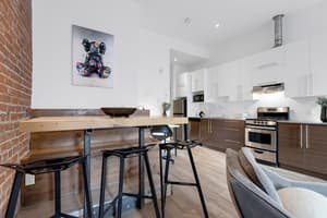 thumbnail: In-room dining