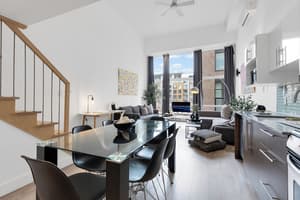 thumbnail: In-room dining